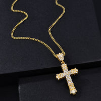 Kette mit Kristall Kreuz