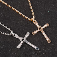 Kette mit Kreuz