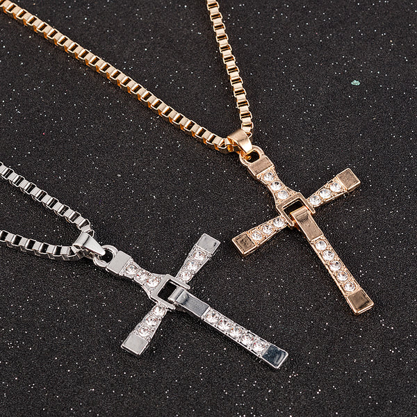 Kette mit Kreuz