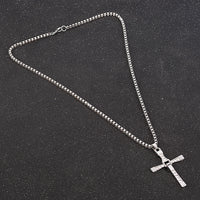 Kette mit Kreuz