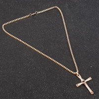 Kette mit Kreuz